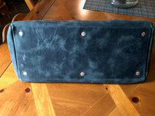 Load image into Gallery viewer, Bison "Steel" Leather Utility Bag