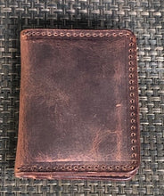 Load image into Gallery viewer, American Bison Leather &quot;Chesterfield&quot; 8 card minimalist wallet &quot;Rust&quot;
